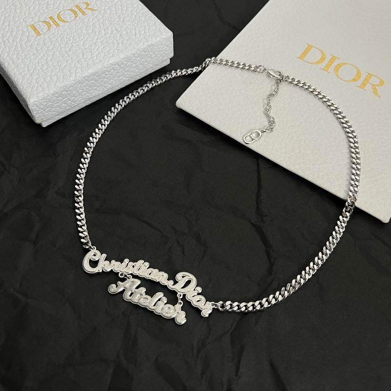 Dior Necklace 05lyr523